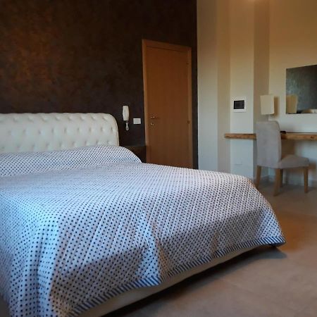 Terra E Colori Aparthotel Gallipoli Ngoại thất bức ảnh